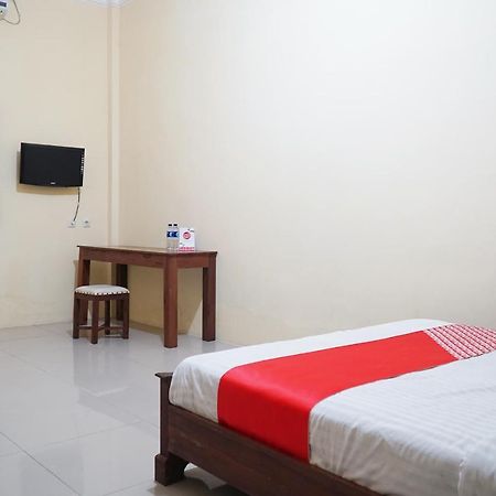 Oyo Flagship 1034 Pondok Mulia Guest House Syariah Balikpapan  Buitenkant foto